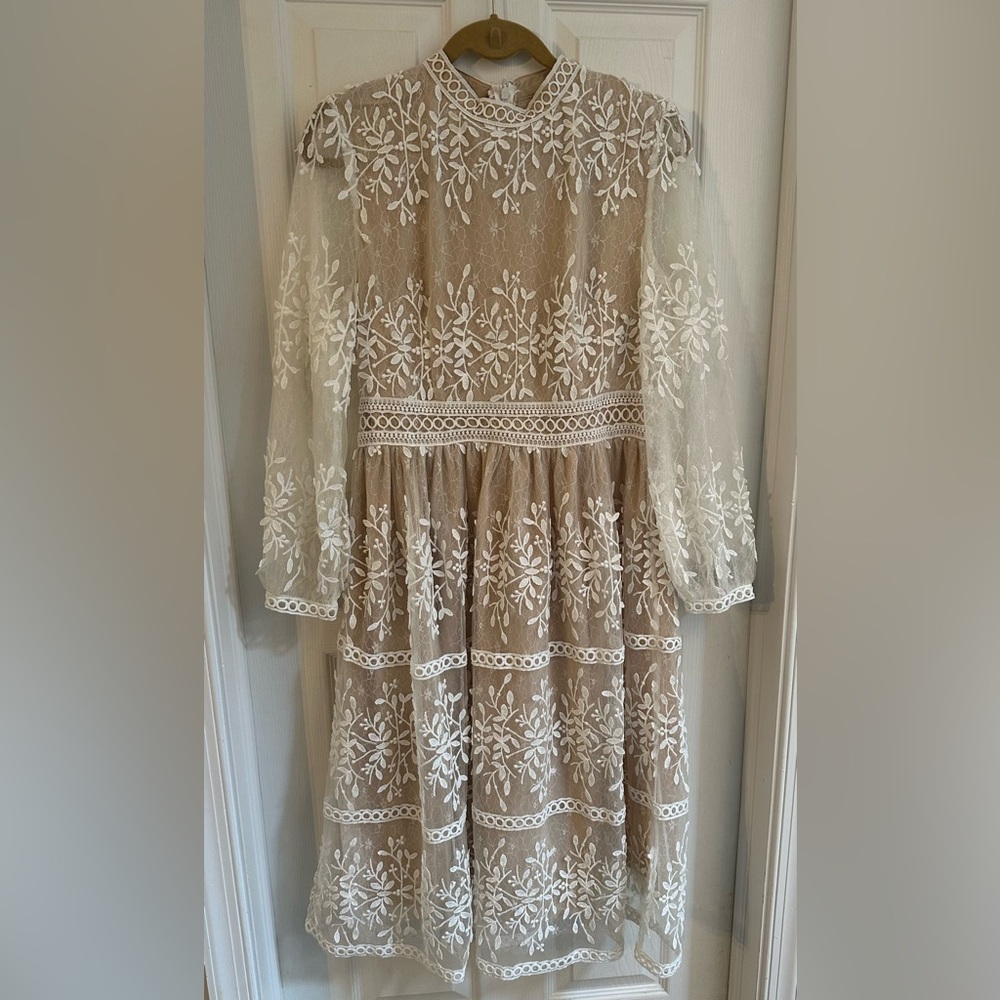 Ivy City Co Sicily midi dress champagne lining